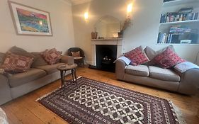 Nant Meigan, Georgian Townhouse In Centre Of Aberaeron, Dog Friendly
